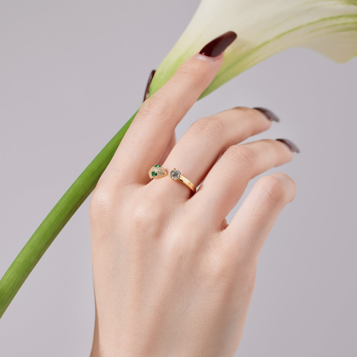 Adjustable snake ring – 18K gold-plated with zirconia stones