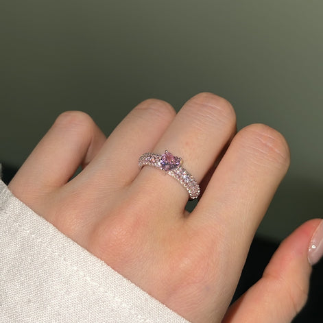 925 silver ring with heart zirconia in pink and sparkling zirconia edge