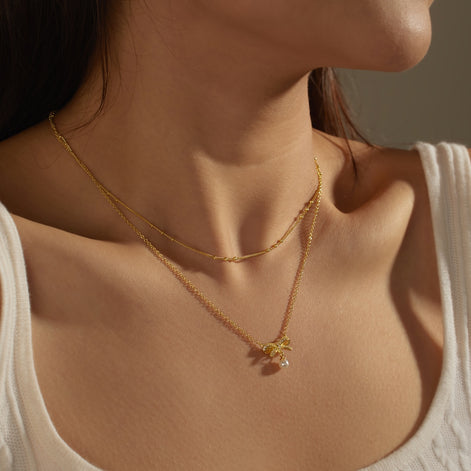 18K Vergoldete Doppelkette aus 925 Sterling Silber mit Schleifenanhänger & Perle