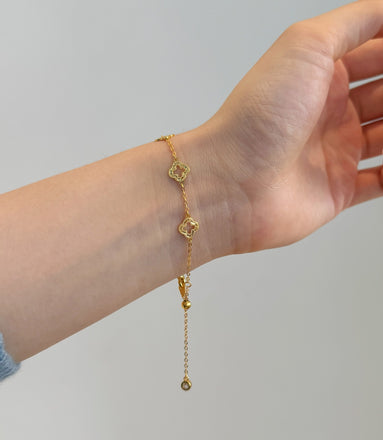 Gold-plated 925 silver bracelet with clover leaf pendants