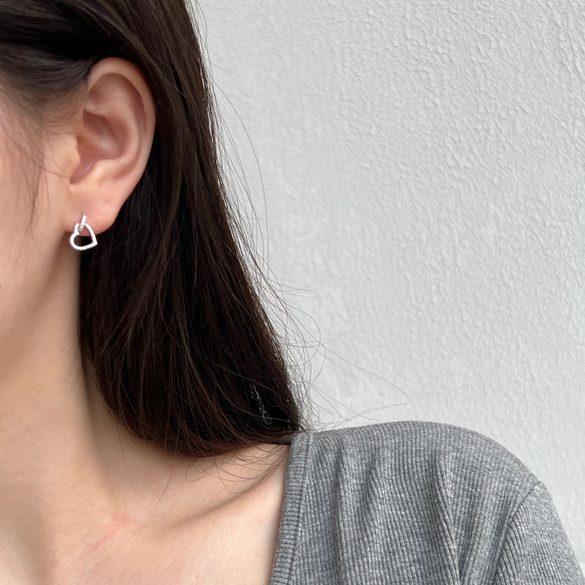 Heart earrings made of 925 silver with zirconia stones