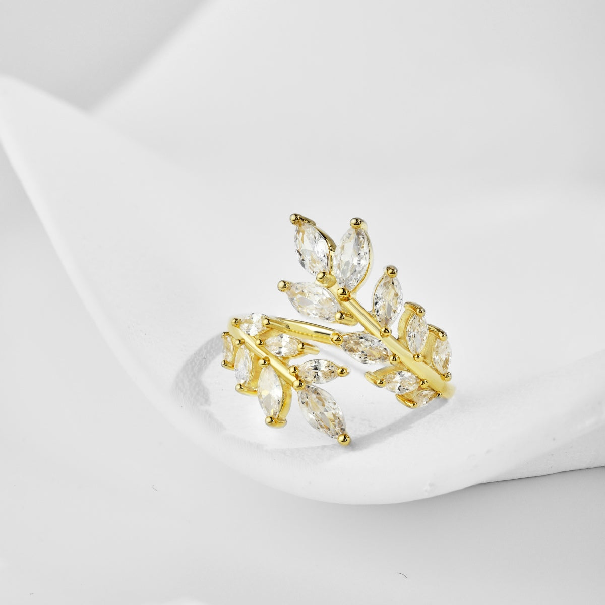 Adjustable ring with leaf motif – 925 silver gold-plated