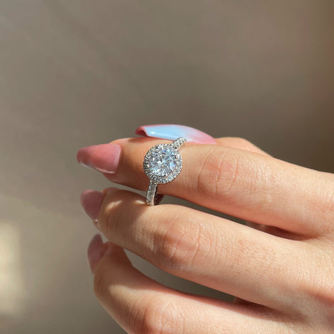 Silver ring with large diamond zirconia and zirconia setting