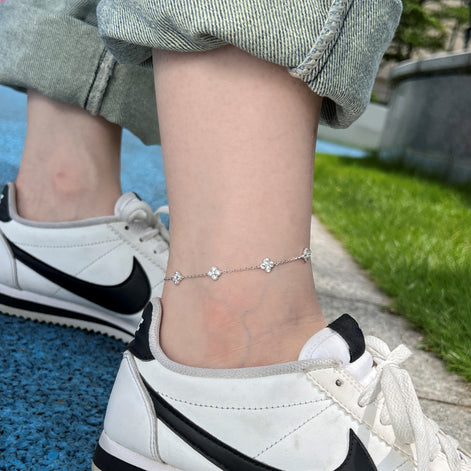 Anklet made of 925 silver with 5x clover pendants &amp; zirconia