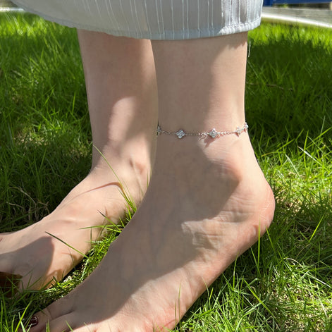 Anklet made of 925 silver with 5x clover pendants &amp; zirconia
