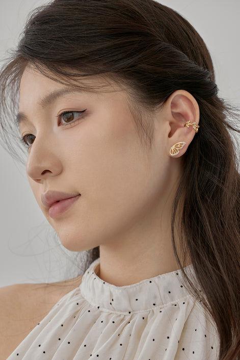 Ear clip made of 925 silver with zirconia stones 18K gold-plated