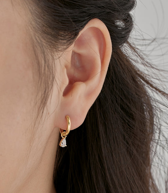 Hoop earrings made of 925 sterling silver gold-plated with zirconia