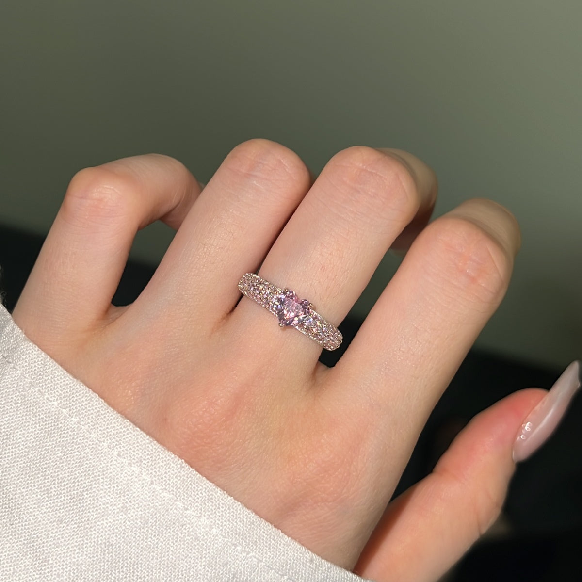 925 silver ring with heart zirconia in pink and sparkling zirconia edge