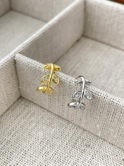 Ear clip made of 925 silver with zirconia stones 18K gold-plated