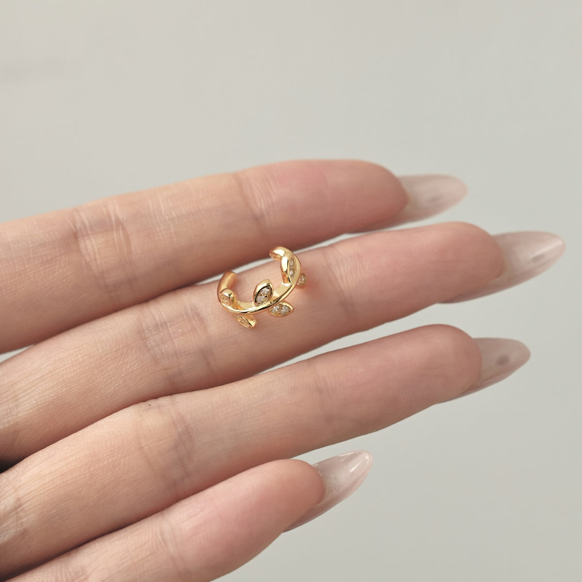 Ear clip made of 925 silver with zirconia stones 18K gold-plated