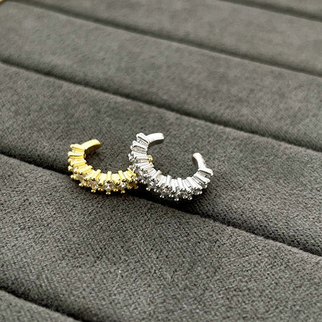 Ear clip made of 925 silver and 18k gold plating with zirconia stones
