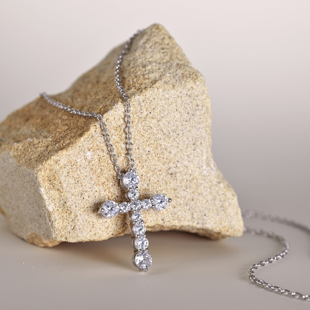 Necklace made of 925 sterling silver with large pendant & zirconia