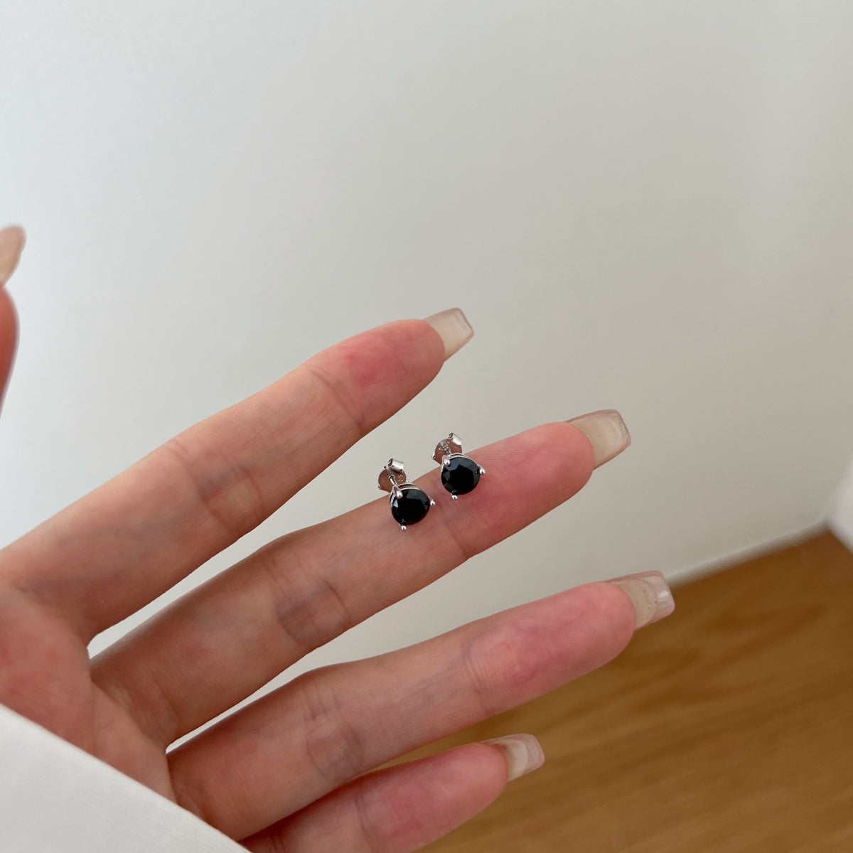 Stud earrings made of 925 sterling silver with black zirconia