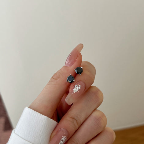 Stud earrings made of 925 sterling silver with black zirconia