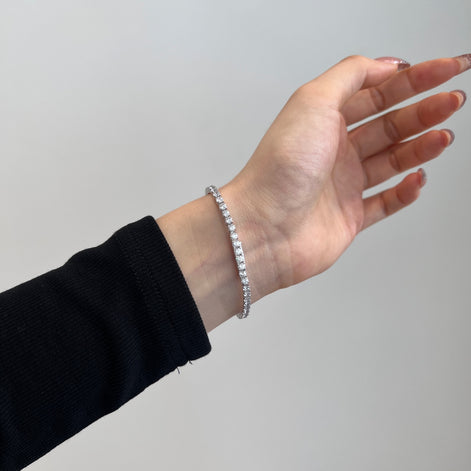 Tennis bracelet made of 925 sterling silver with 3mm zirconia
