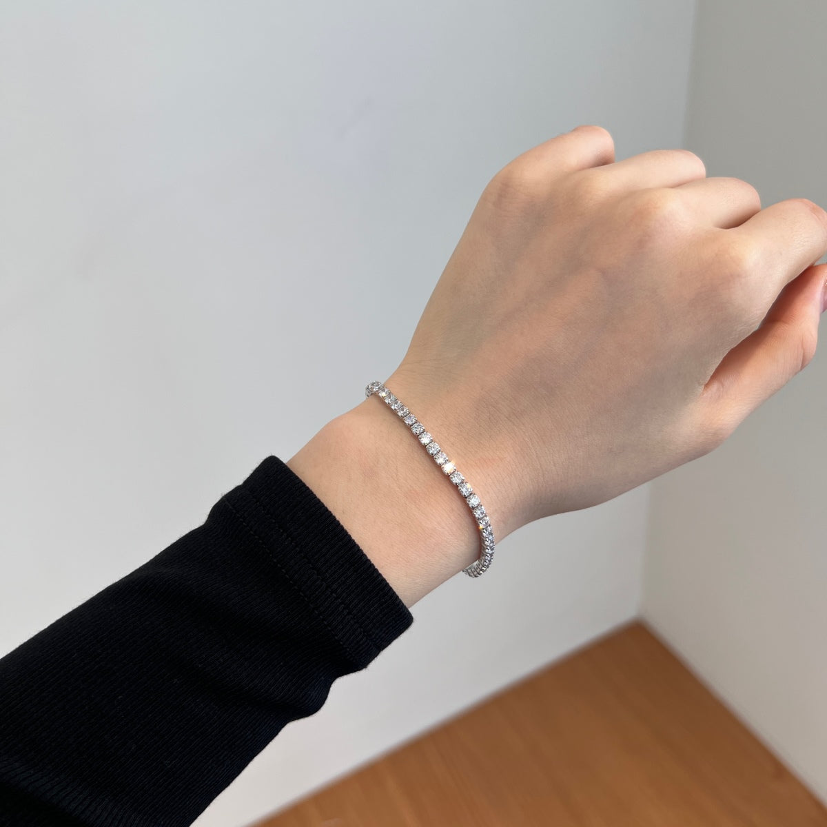 Tennis bracelet made of 925 sterling silver with 3mm zirconia