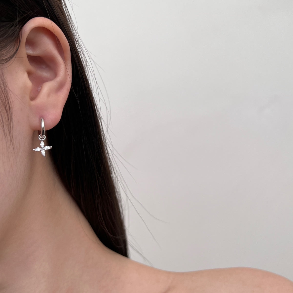 Hoop earrings with flower pendant 925 Sterling silver or 18K gold plated with zirconia