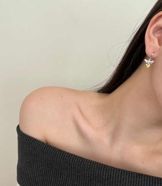 Earrings made of 925 sterling silver with zirconia stones