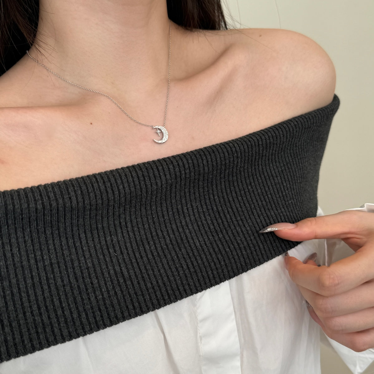 سلسلة فضية عيار 925 مع قلادة هلال ونجمة