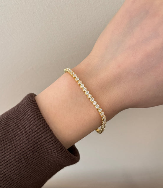 High-quality 925 silver bracelet with fully set zirconia stones