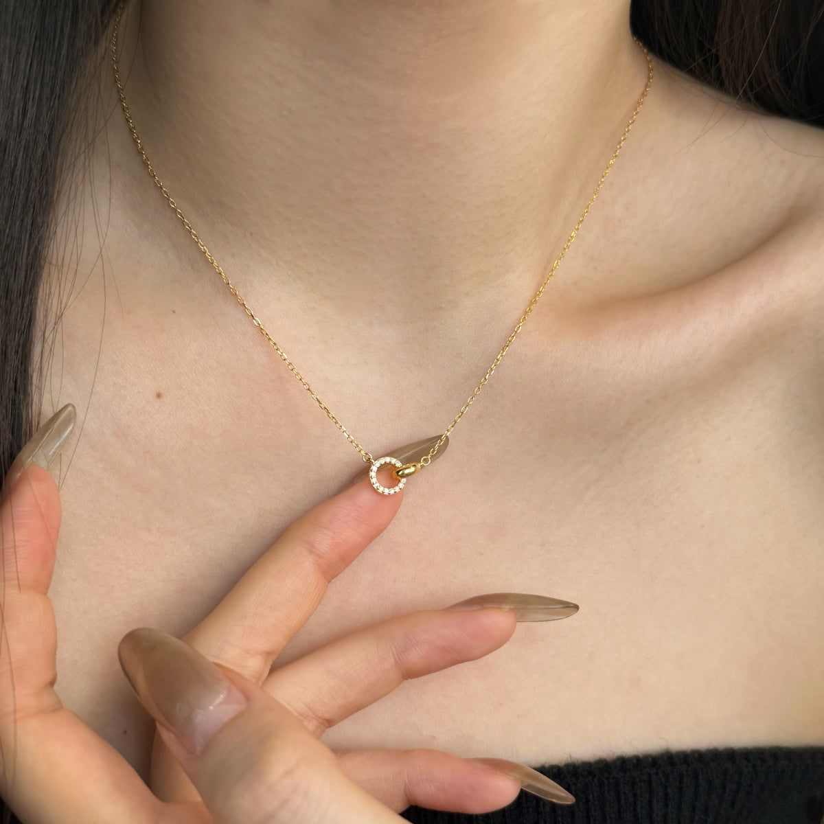 8K gold-plated chain made of 925 sterling silver with round zirconia pendant