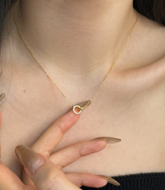 8K gold-plated chain made of 925 sterling silver with round zirconia pendant