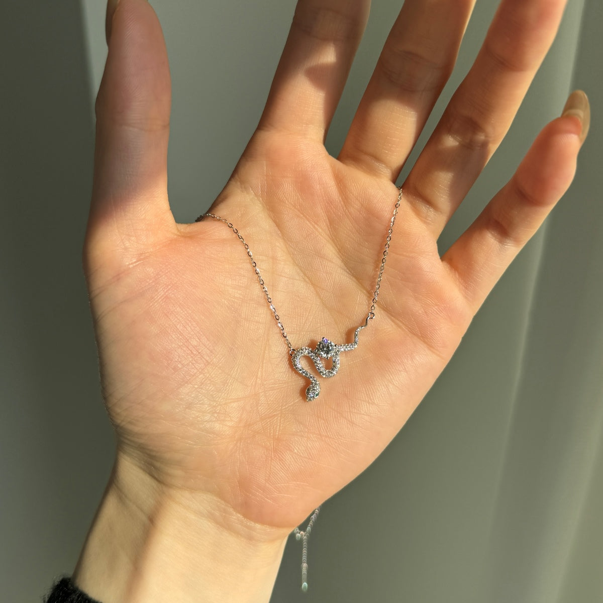 قلادة ثعبان من الفضة 925 - قطعة جذابة وملفتة للنظر