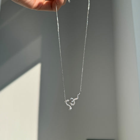 قلادة ثعبان من الفضة 925 - قطعة جذابة وملفتة للنظر