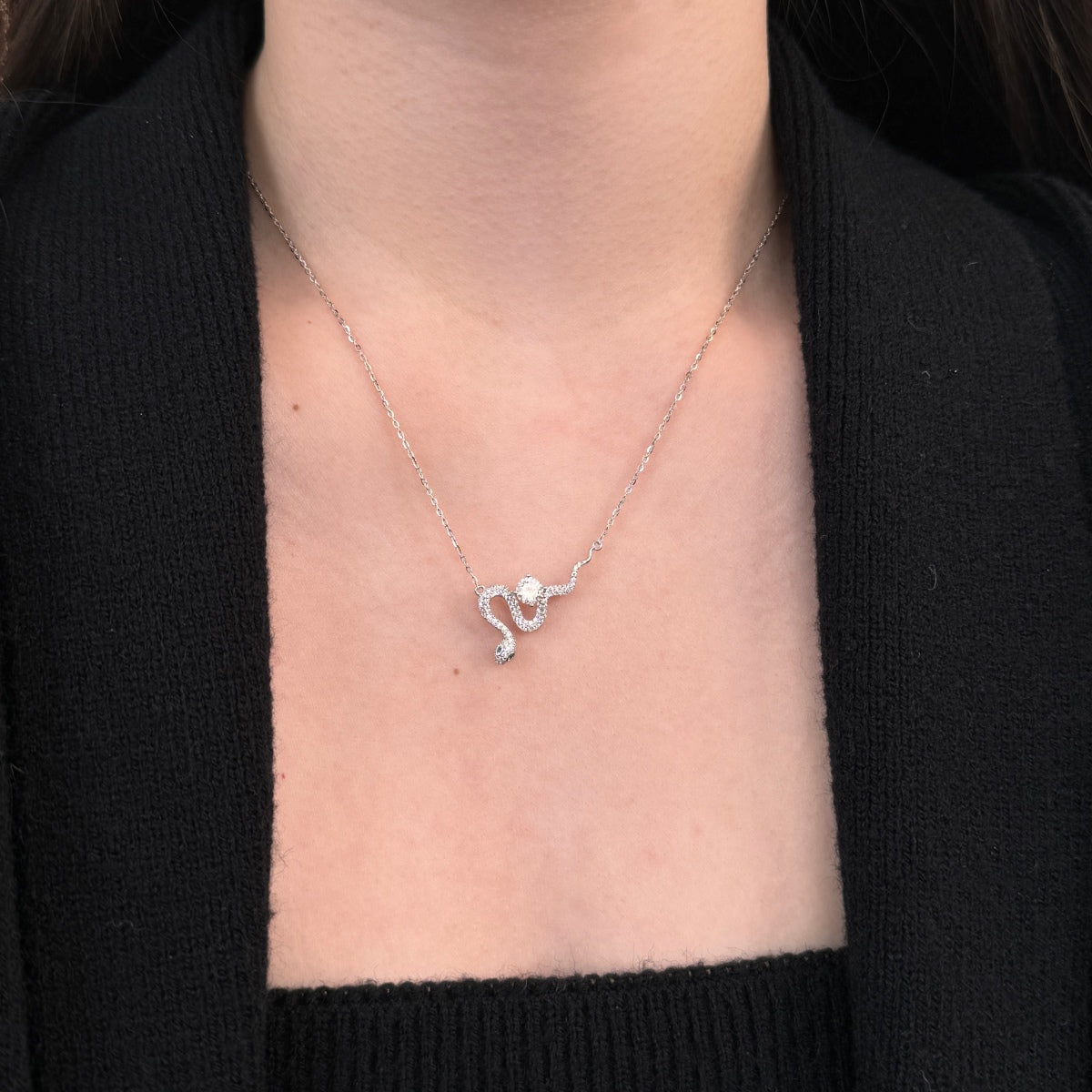 قلادة ثعبان من الفضة 925 - قطعة جذابة وملفتة للنظر