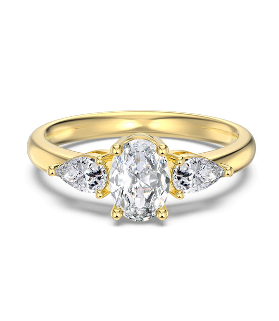 14K gold-plated 925 silver ring with oval zirconia and sparkling accents