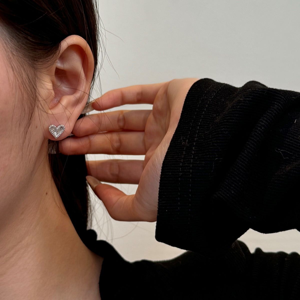 Pure Heart heart earrings made of 925 silver with zirconia stones