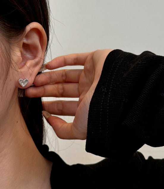 Pure Heart heart earrings made of 925 silver with zirconia stones