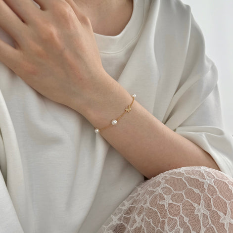 Gold-plated bracelet made of 925 sterling silver with pearls and butterfly