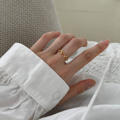 18K gold-plated 925 silver ring in crown design with zirconia