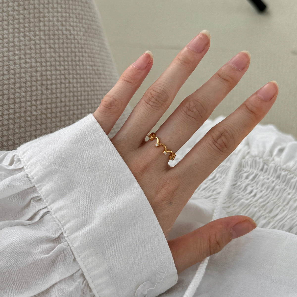 18K gold-plated 925 silver ring in crown design with zirconia