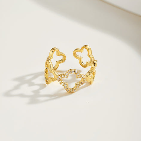 Silver ring with clover design, 18K gold-plated and adjustable