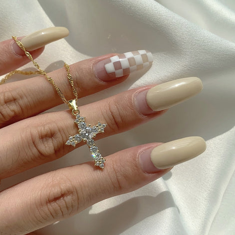 18K gold-plated cross necklace with zirconia