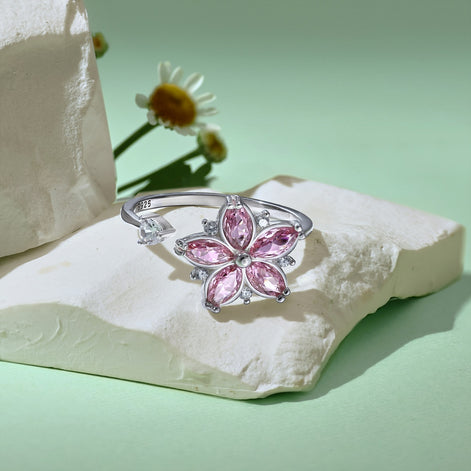 Adjustable 925 silver ring with zirconia flower