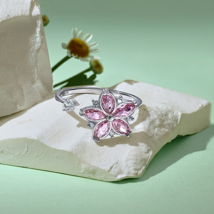 Adjustable 925 silver ring with zirconia flower