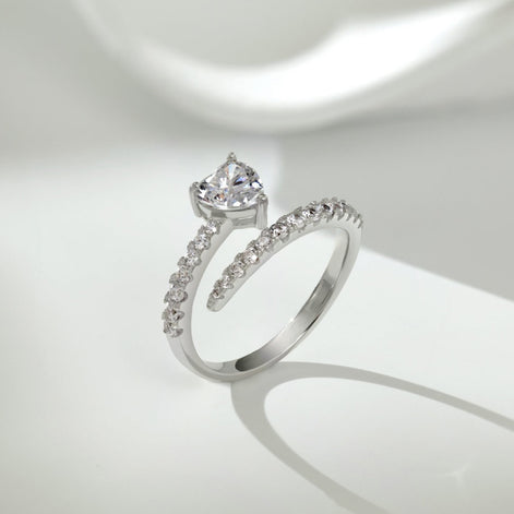 Silver ring 925 with heart zirconia and sparkling accents