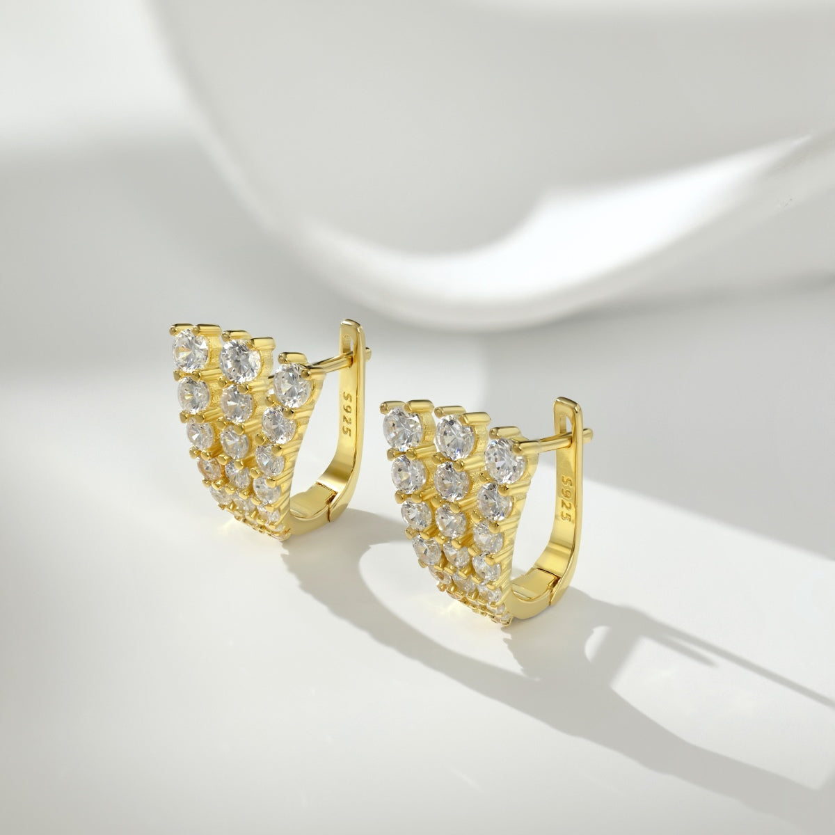 Shiny hoop earrings 925 silver, 18K gold-plated with zirconia