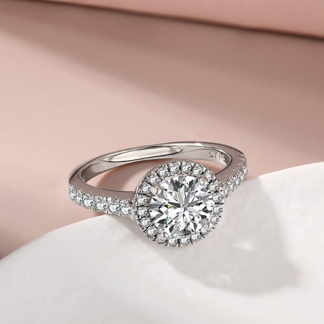 Silver ring with large diamond zirconia and zirconia setting