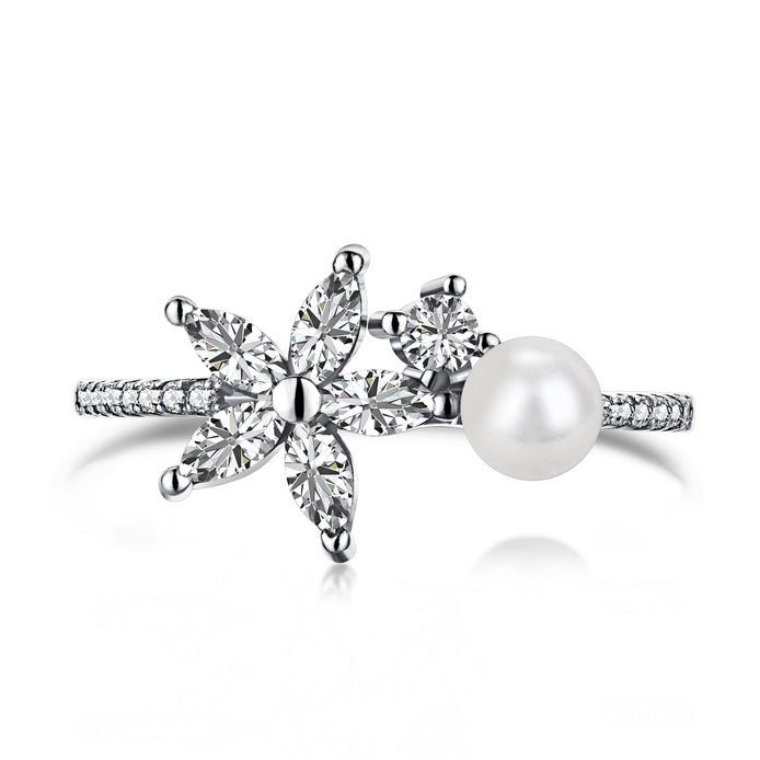 Flower ring made of 925 sterling silver with zirconia &amp; pearl