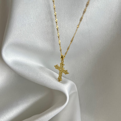 18K gold-plated cross necklace with zirconia