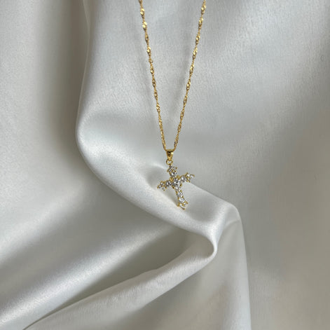 18K gold-plated cross necklace with zirconia