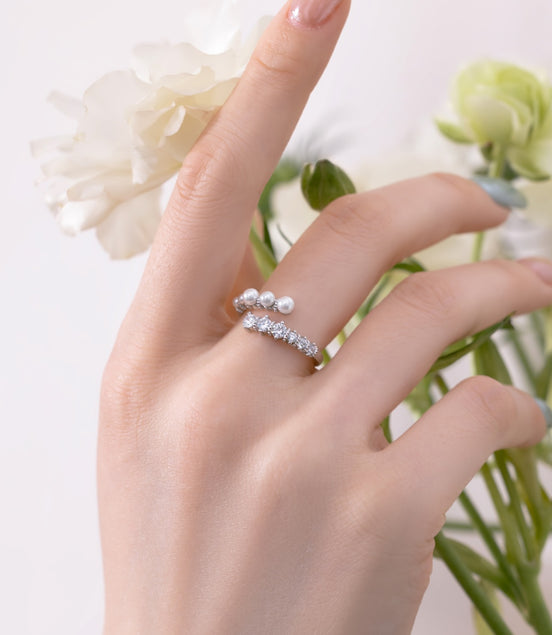 Adjustable sterling silver ring with pearls and zirconia
