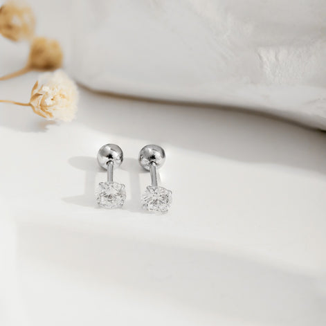 Stud earrings 925 silver with sparkling zirconia stone