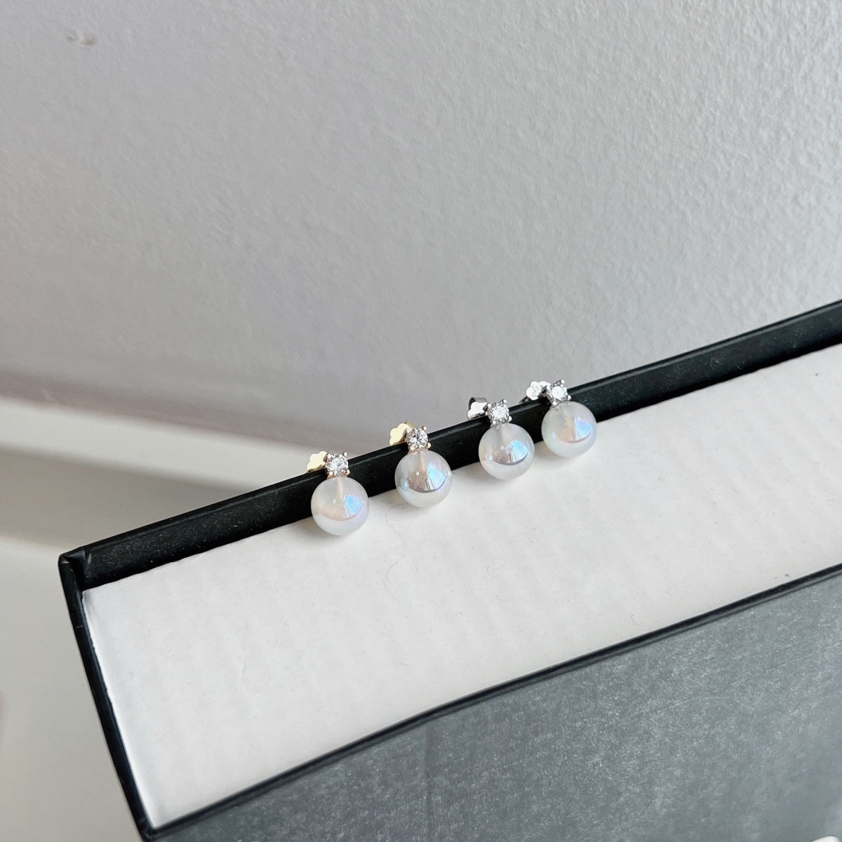 Pearl Earrings 925 Silver & 18K Gold Plated Elegant Zirconia Stud Earrings