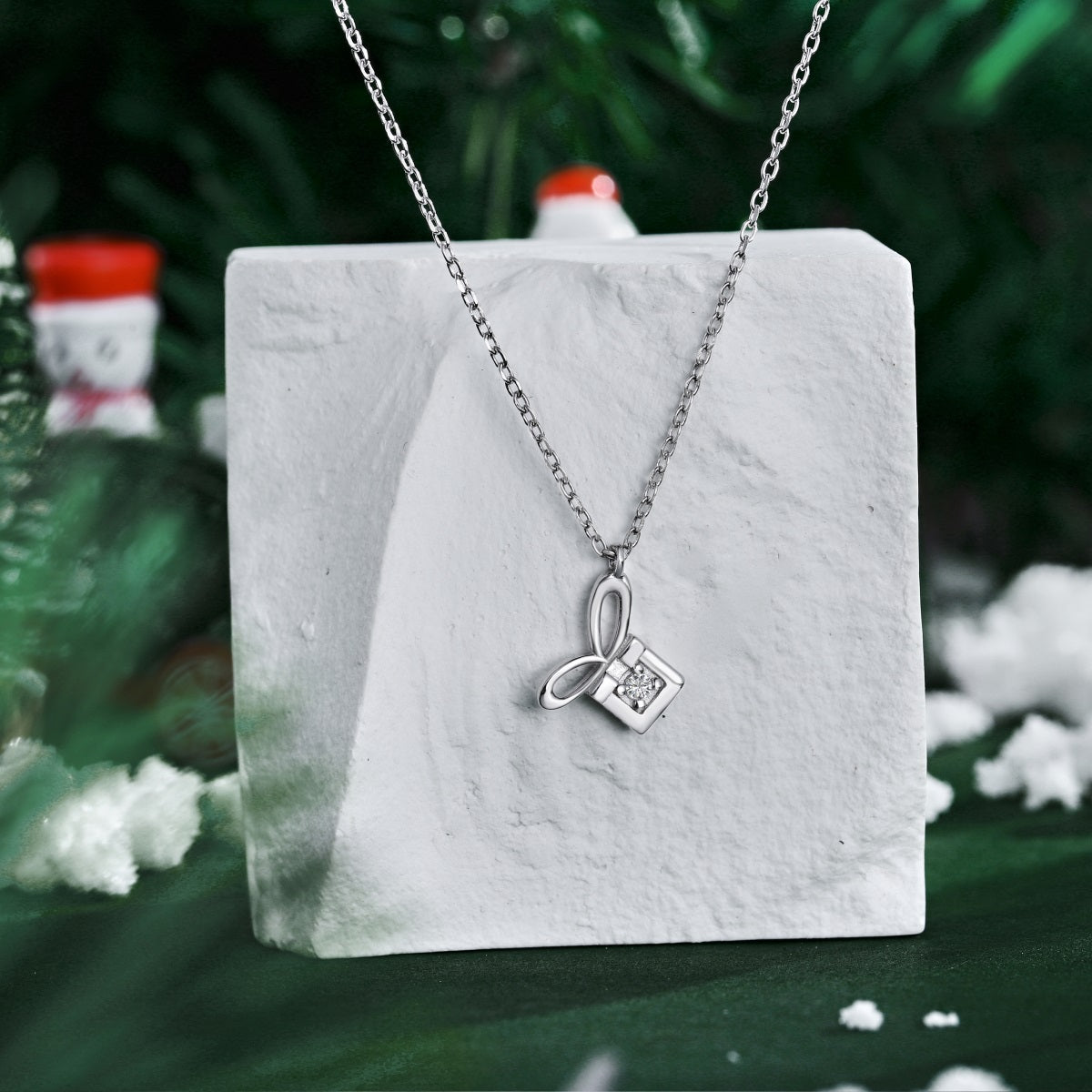 Necklace pendant in gift design made of 925 Sterling silver with round zirconia stone