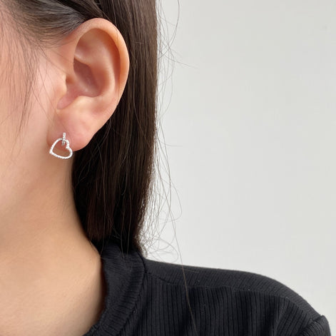 Heart earrings made of 925 silver with zirconia stones